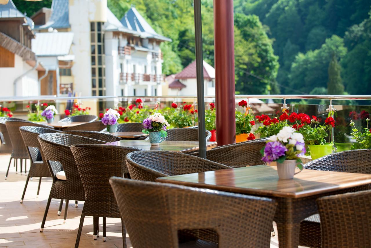 Hotel Nemira Slănic-Moldova Εξωτερικό φωτογραφία