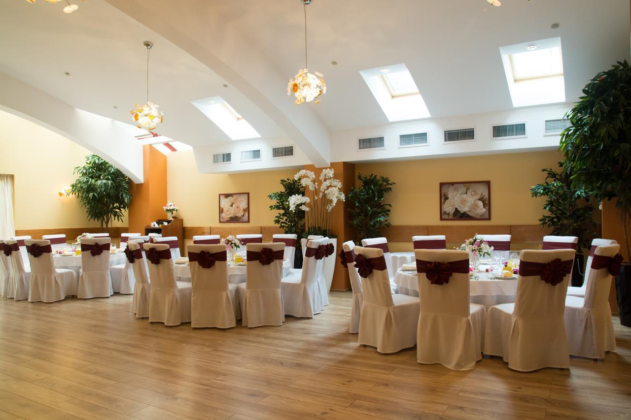 Hotel Nemira Slănic-Moldova Εξωτερικό φωτογραφία
