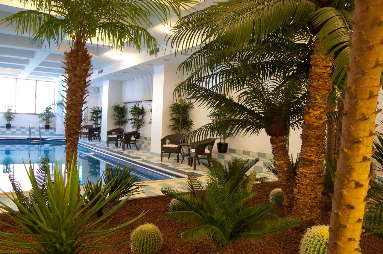 Hotel Nemira Slănic-Moldova Εξωτερικό φωτογραφία
