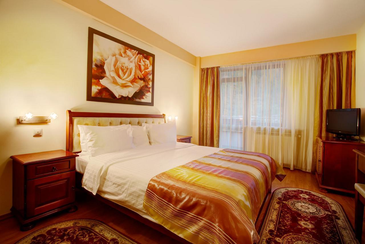 Hotel Nemira Slănic-Moldova Εξωτερικό φωτογραφία