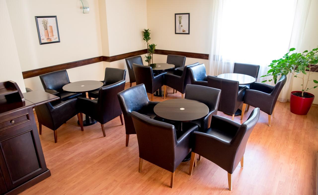 Hotel Nemira Slănic-Moldova Εξωτερικό φωτογραφία
